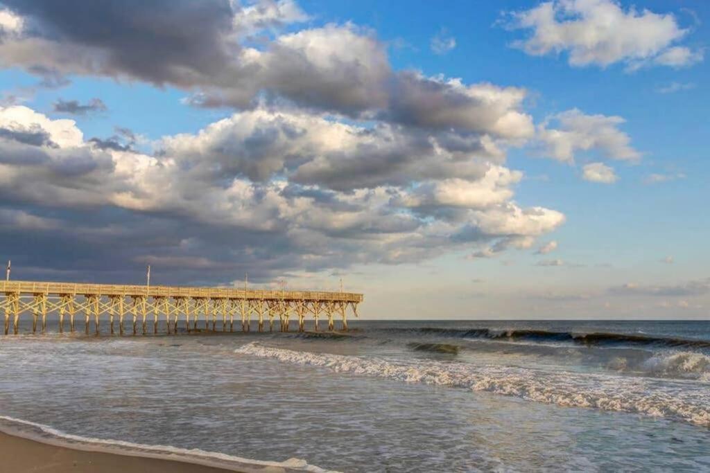 *Renovated Oceanfront Condo*Queen Beds*Pools*Hot Tubs*More*P220 Myrtle Beach Esterno foto