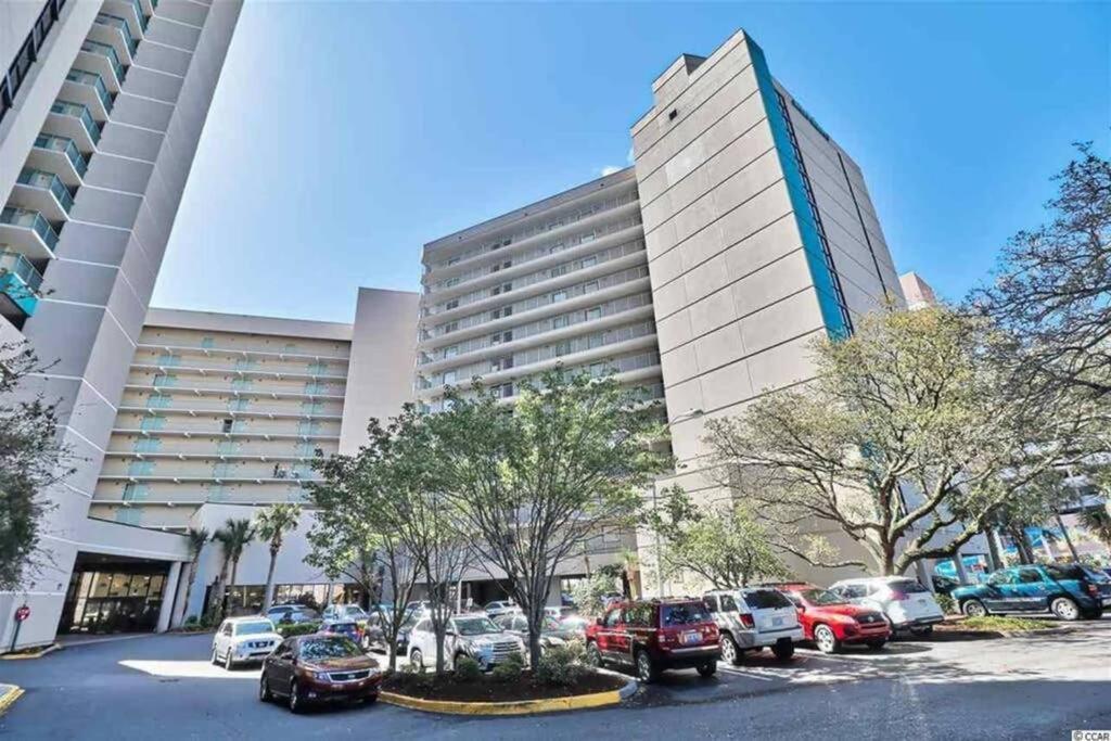 *Renovated Oceanfront Condo*Queen Beds*Pools*Hot Tubs*More*P220 Myrtle Beach Esterno foto