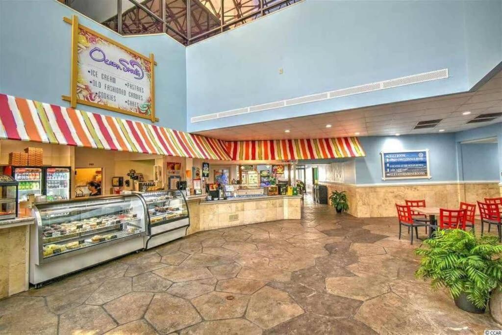 *Renovated Oceanfront Condo*Queen Beds*Pools*Hot Tubs*More*P220 Myrtle Beach Esterno foto