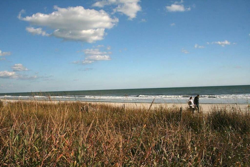 *Renovated Oceanfront Condo*Queen Beds*Pools*Hot Tubs*More*P220 Myrtle Beach Esterno foto